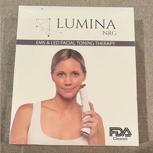 Lumina NRG EMS & LED Facial Toning Therapy w/ Coffee infused Moisturizer